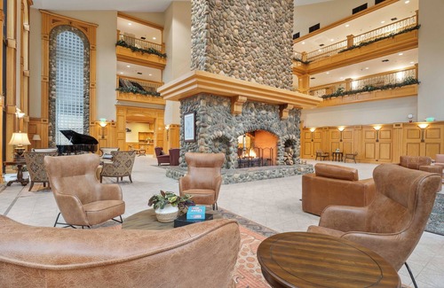 North Bonneville Resort | King Room with Courtyard View