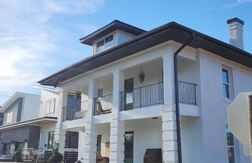 Downtown House | King's Loft, City Center Raleigh