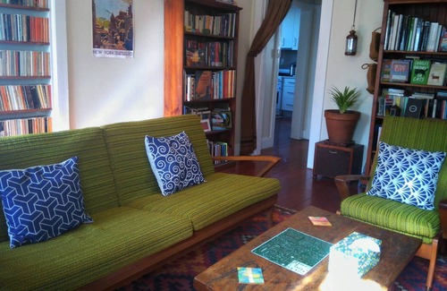 Maroubra House | King Single Room with Sea Views in Vegetarian Home