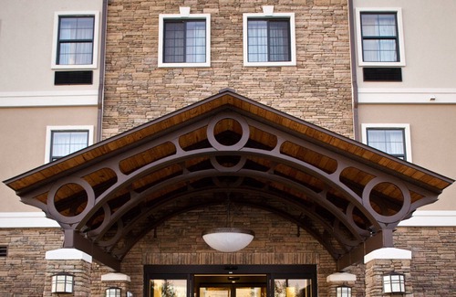 West San Antonio Apartment | King Studio Across from SeaWorld! Seasonal Pool + Gym Access