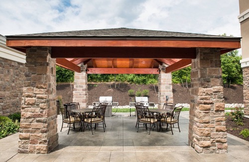 North Wales Condo | King Studio | Pool & Whirlpool Access