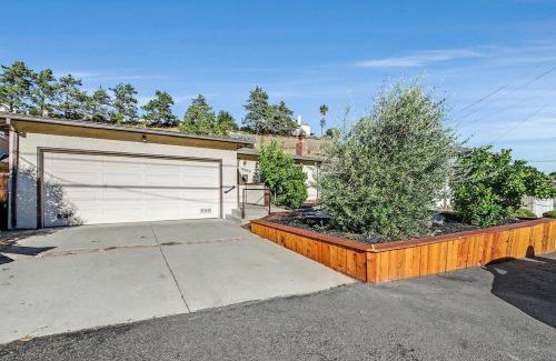 Castro Valley House | King Suite, 5 Queen beds Spacious Modern Home