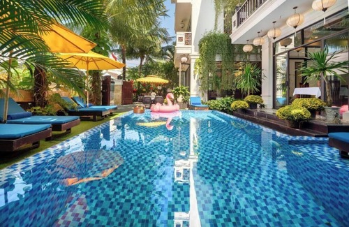 Hoi An City Centre Villa | King Suite double with pool view - Hoi An Discovery Villa