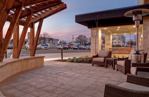 Overland Park Condo | King Suite. Free Breakfast. Pool. Shared BBQ.