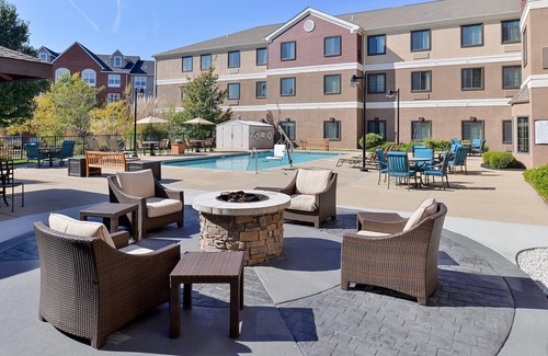 O'Fallon Condo | King Suite. Free Breakfast. Pool & Gym. Your Next Trip!