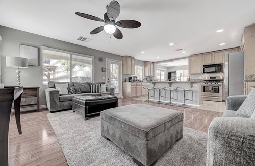 Silverado Ranch House | King Suite -Spa- Fast Wifi