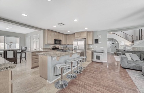 Silverado Ranch House | King Suite -Spa- Fast Wifi
