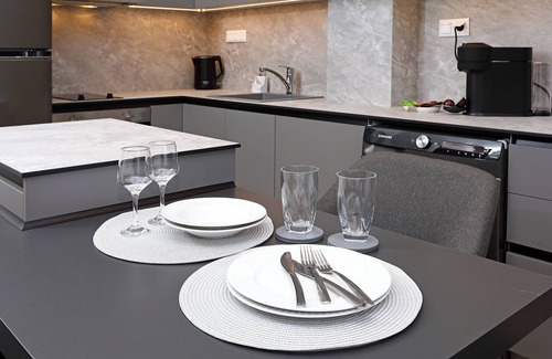 Thessaloniki City Centre Apartment | King Suite with Balcony | Zotos Luxury Living #12