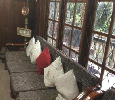 Gampola Bed & Breakfast | Kingdom Of Maliga