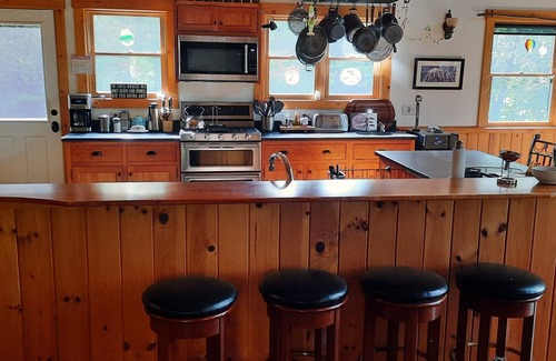 Kingfield House | Kingfield Kastle: Stunning Home near Sugarloaf