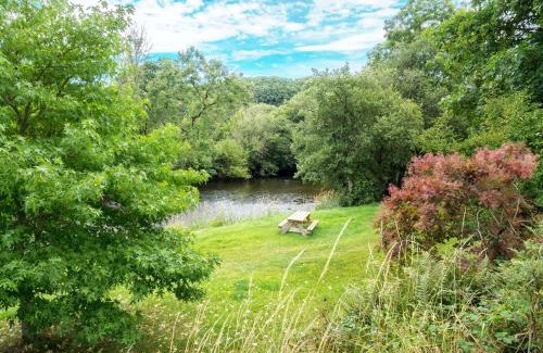 Llangeler House | Kingfisher Cottage Newcastle Emlyn