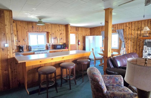 Burt Lake Cottage | Kings Point Cottage on Burt Lake's Poverty Bay
