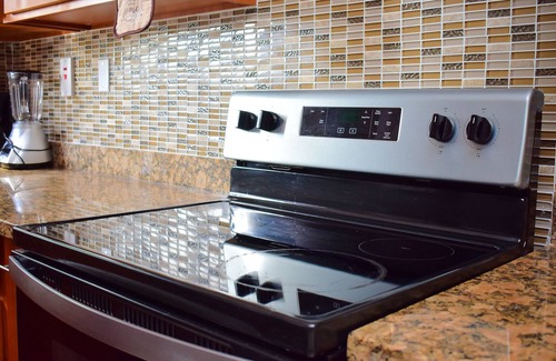 New Kingston Apartment | Kingston Breeze. A home away from home