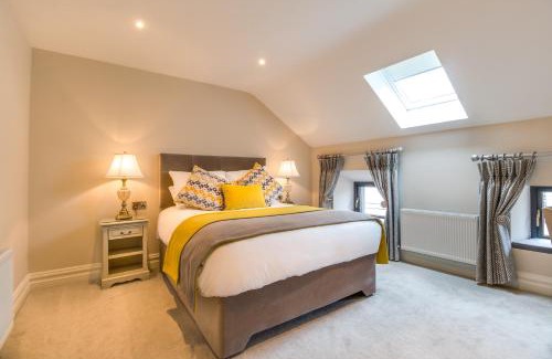 Killorglin House | Kingston's Townhouse