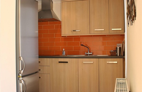 Stirling Apartment | Kingsview Apartment - an apartment that sleeps 5 guests in 2 bedrooms
