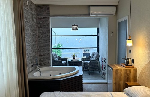 Suleymanpasa Hotel | Kingway Suite