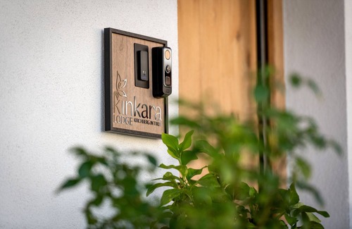 Kitzbuehel Ski Chalet | Kinkara Lodge - 3 Bedroom House in the heart of Kirchberg