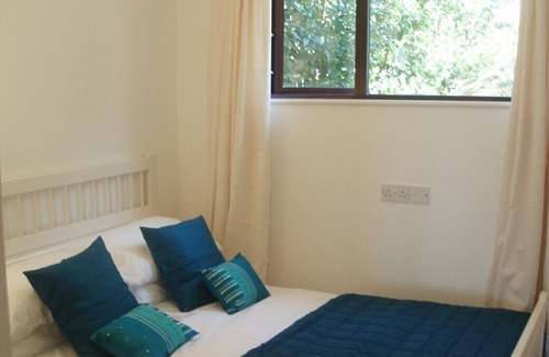 Kinsale Apartment | Kinsale, 2 Bed holiday apartment, stunning harbour views and private parking