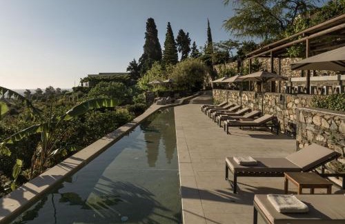 Xifias Hotel | Kinsterna Hotel