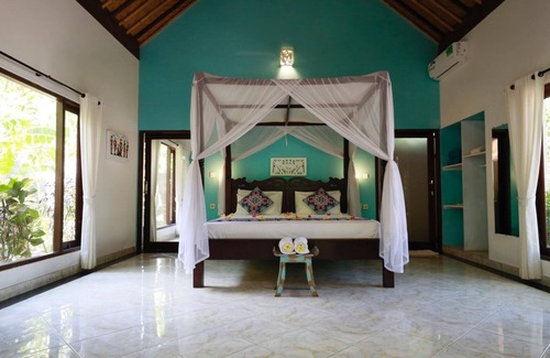 Purwakerti House | Kirana Homestay - Breeze