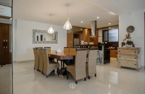 Bandung House | Kirei Mountain View Villa 7 bedrooms with a private swimming pool