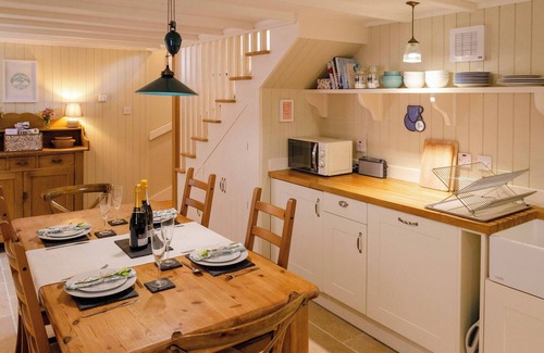 Kirriemuir Cottage | Kirk Wynd Cottage - The Heart of Kirriemuir