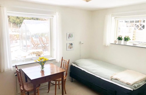 Kollund Bed & Breakfast | Kirkevængets mini Bed and Breakfast