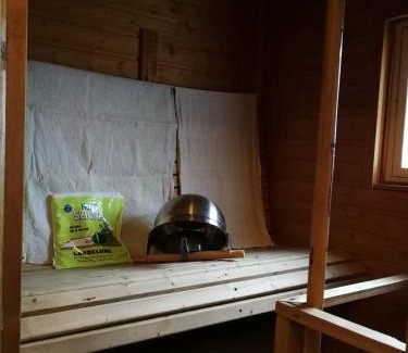 Uusikaupunki Bed & Breakfast | Kirkkokadun Amanda ja Olga