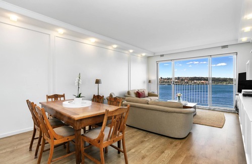 Kirribilli Apartment | Kirribilli - KIRR5 - Plunkett Street - Harbour views and Kirribilli Wharf at your doorstep
