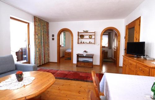Ehrwald Apartment | Kirschbaum 2