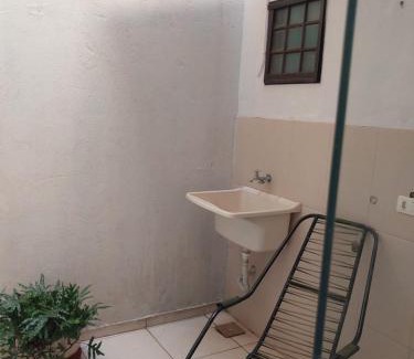 Maringa Apartment | Kit net 03 casal e solteiro