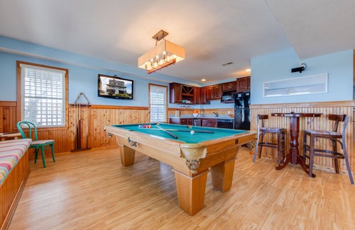 Wind Over Waves House | KiteHouse - 7BR Sound Front House w/Pool, Hot tub, Private dock & Kite Launch