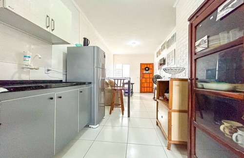 Cibratel II Apartment | Kitnet com WiFi, piscina e churrasq em Itanhaém/SP
