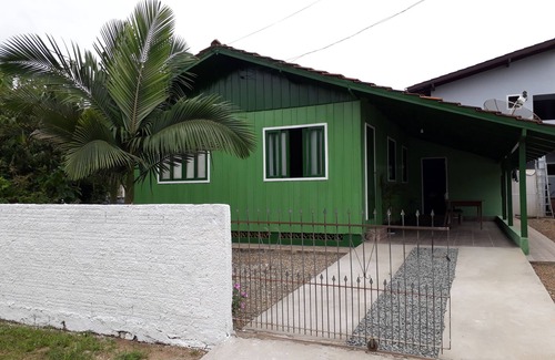 Penha House | Kitnet prox beaches Penha
