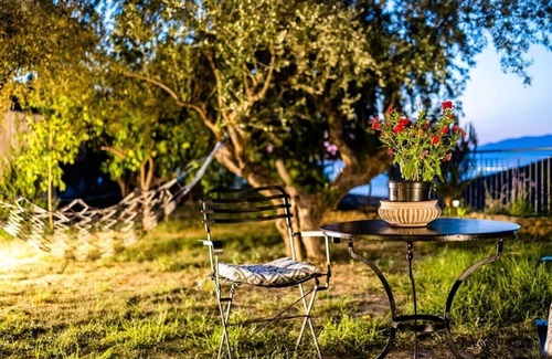 Kitries House | Kitries Summer Getaway - Eden Sandy Suite