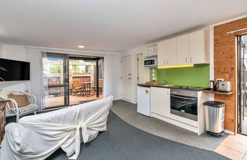 Kerikeri House | Kiwi Bali - Kerikeri Holiday Home