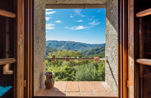 Bagni di Lucca Apartment | KIWI, beautiful 2 bedrooms house with Private swimming pool and outdoor