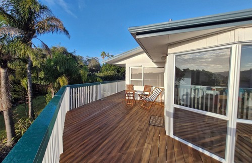 Kerikeri House | Kiwi calls and sunrises by the Kerikeri inlet.
