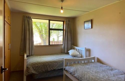 Lowburn House | Kiwi Holidays in Cromwell