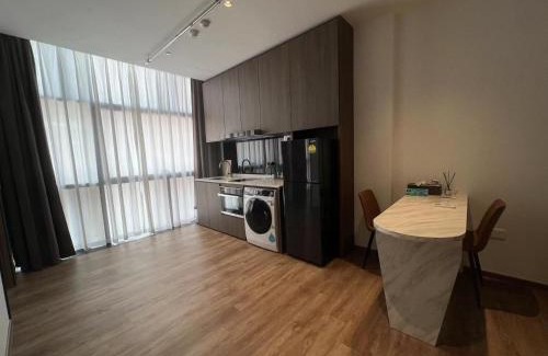 Bugis Village Apartment | KK Home - Bugis Service Apartment Suite