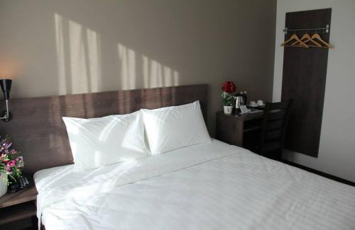 Victoria Hotel | KL Hotel