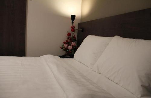 Victoria Hotel | KL Hotel