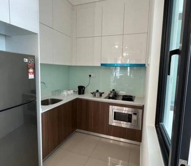 Maluri Apartment | KL Sunway Velocity 1-5pax connected to Mall & MRT