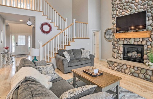 Klamath Falls House | Klamath Falls Home w/ Resort Amenities!