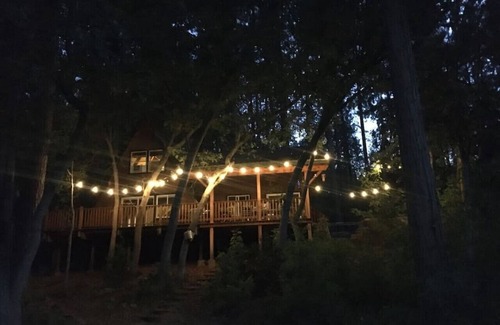 Montague Cabin | Klamath Riverside Dream