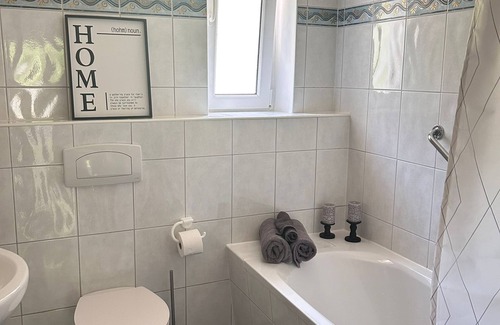 Tambach-Dietharz Apartment | "Kleine Auszeit" vacation apartment - your starting point for relaxation in the Thuringian Forest