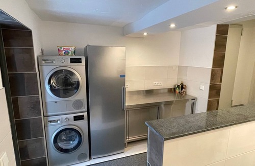 Heles Apartment | Kleine Auszeit im Wald - mit Schwimmbad!
