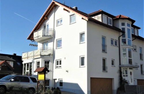 Ludwigshafen Apartment | Kleine Ferienwohnung, 35 qm mit Balkon und 1 Schlafzimmer für max. 2 Personen