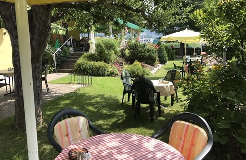 Seeboden Cottage | Kleines Doppelzimmer Alleeblick mit Balkon - Gästehaus Bärwald