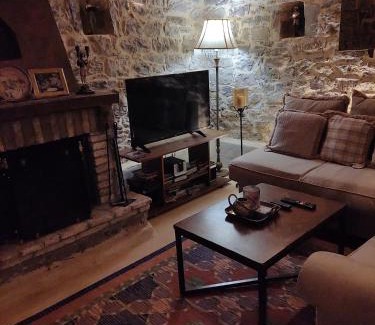 Kalavrita Villa | Kleitor Stone Villa-Peloponnese Getaway